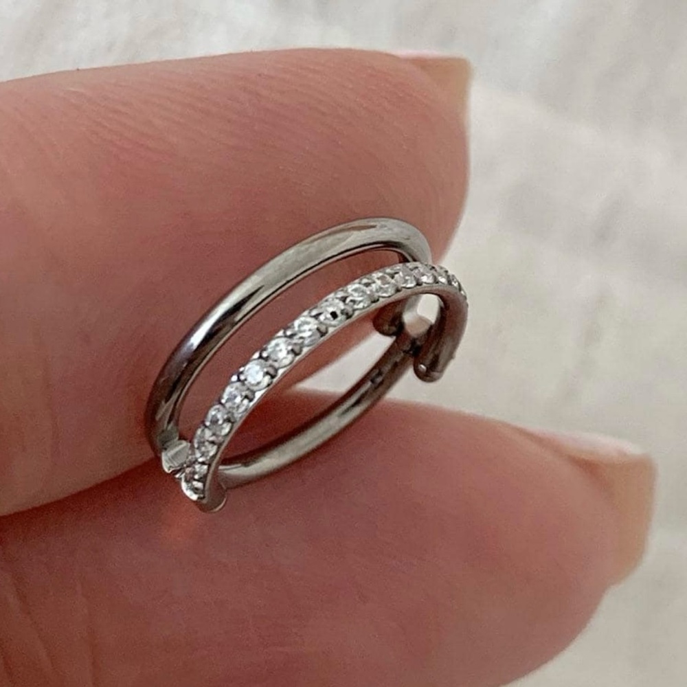 16G 6mm Titanium Double Hinge Hoop Helix